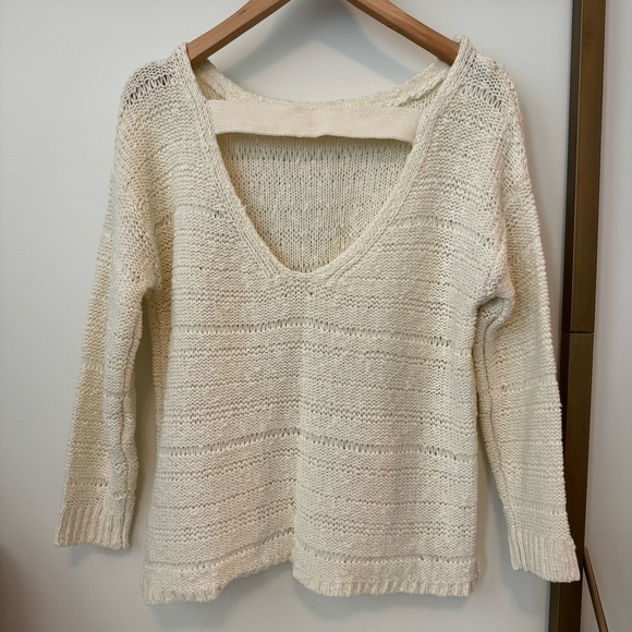 Forever 21 Sweater - Picture 2 of 3